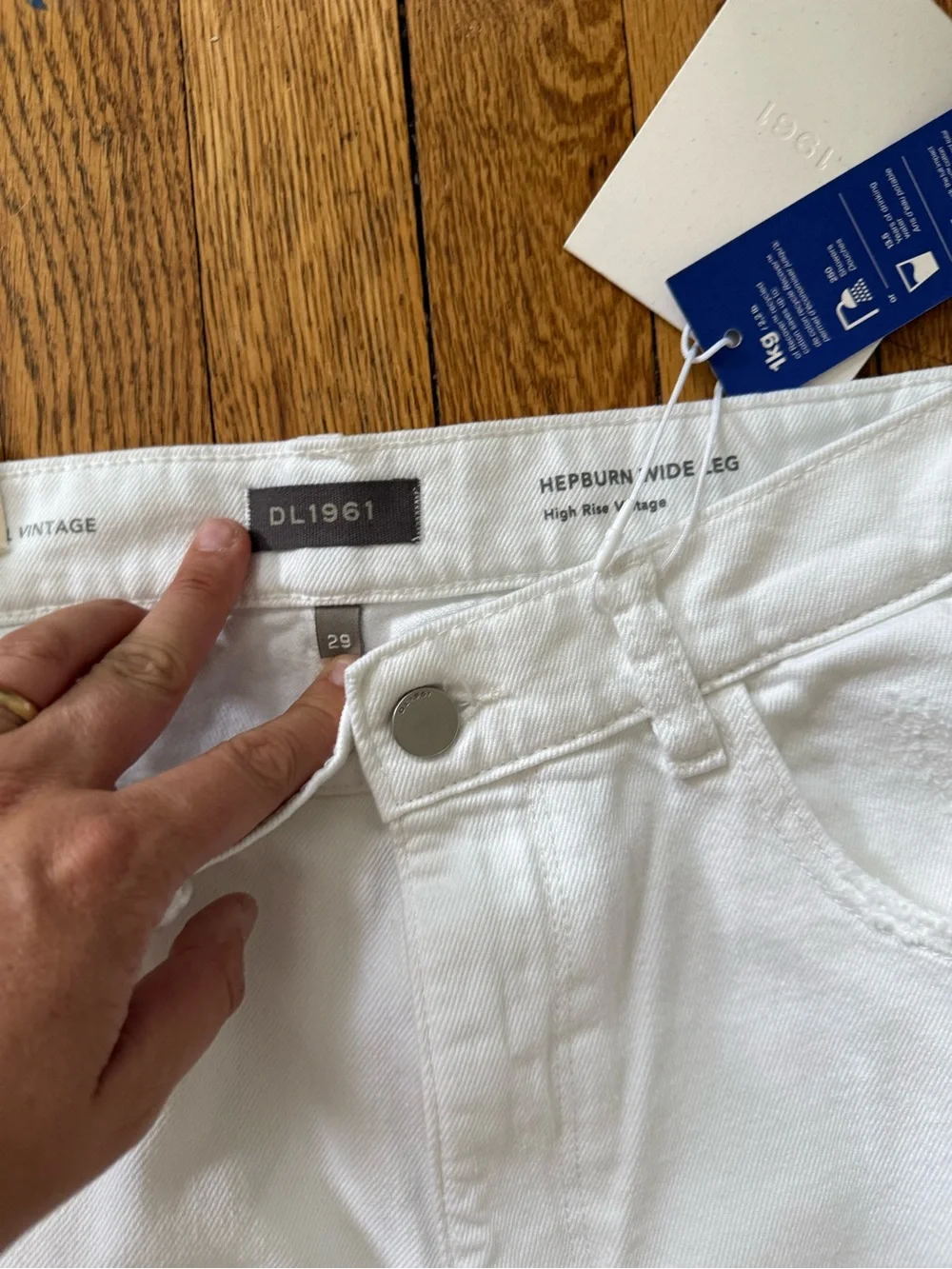DL1961 Hepburn Wide-Leg High Rise Vintage Jeans - Size 29 - NWT
